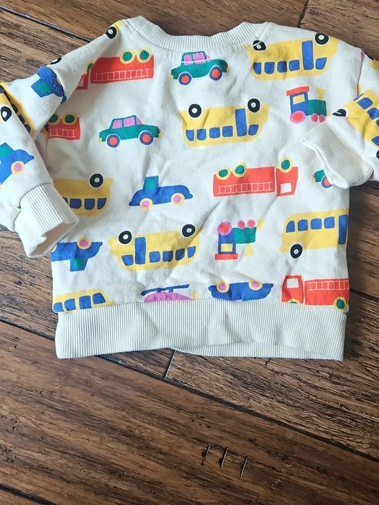 3-6mo Hanna Andersson Cream Crewneck Sweatshirt with Vehicle Print - Picture 4 of 4